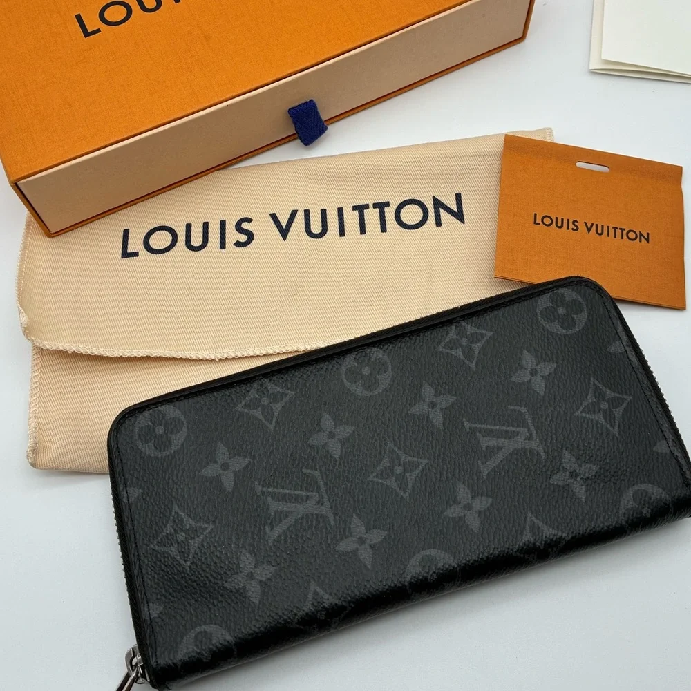 Louis Vuitton Black Monogram Eclipse zippy wallet with LV box and dust bag